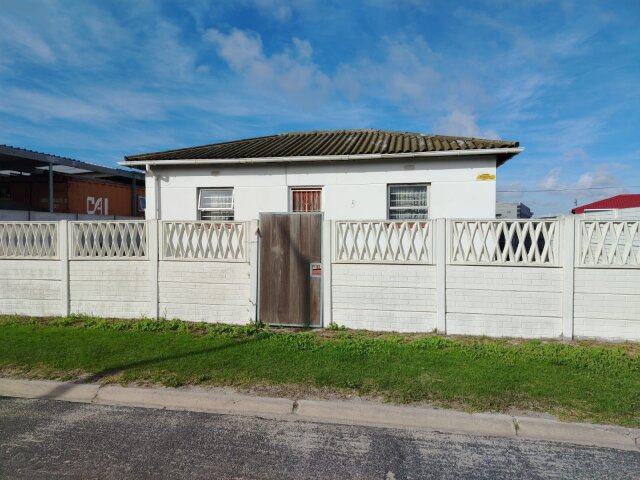  5  Van Der Stel Avenue, Brooklyn, Milnerton 